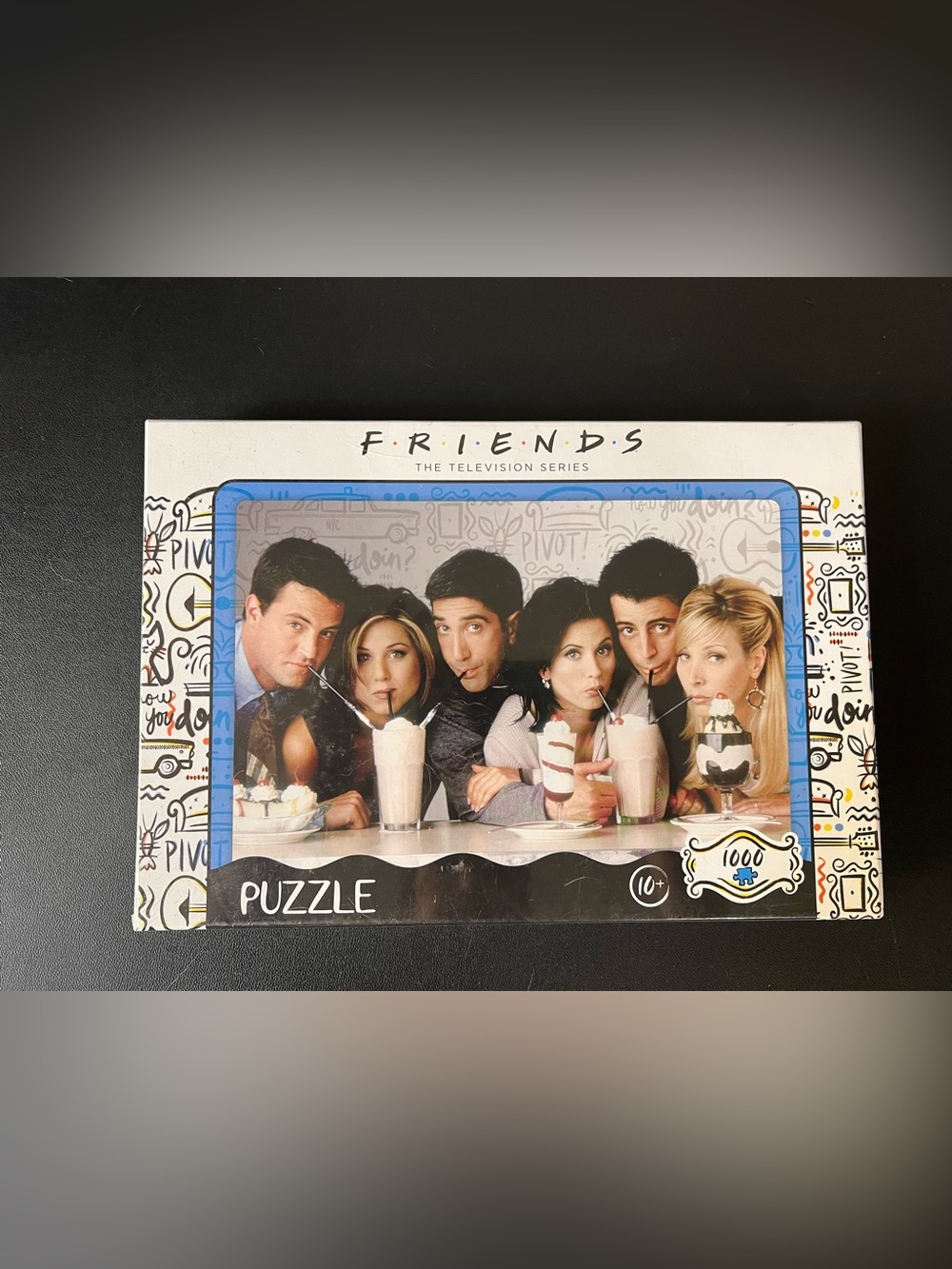Friends TV Show 1000 Piece Puzzle Phoebe Ross Monica Joey Milkshake Rachel New